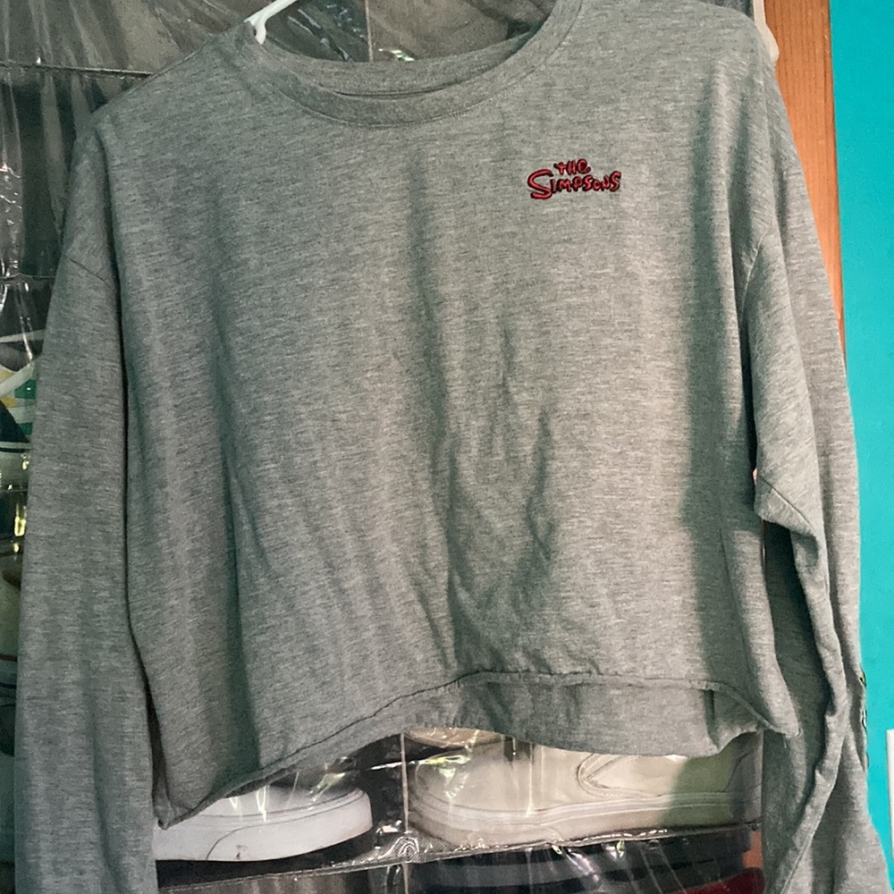 Cropped Simpsons long sleeve